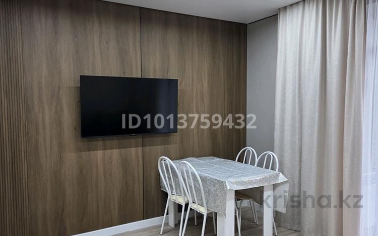 2-бөлмелі пәтер · 43 м² · 8/9 қабат, Серкебаева 26 — Туркестан ресторан, бағасы: 300 000 ₸ в Кокшетау — фото 2