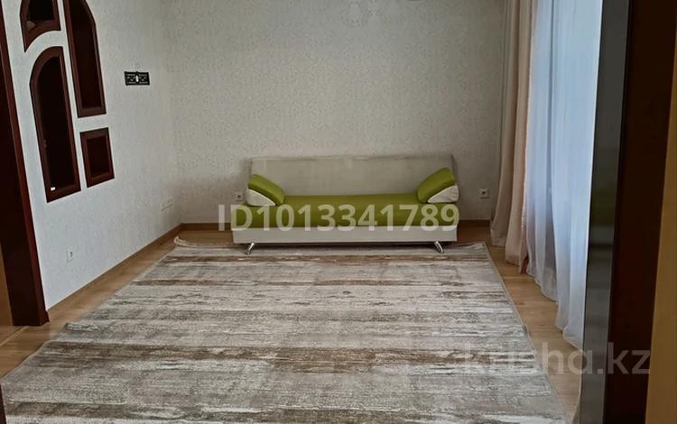 2-бөлмелі пәтер · 68.5 м² · 8/8 қабат, мкр. Алтын орда, Алия Молдагулова 46В, бағасы: 25 млн ₸ в Актобе — фото 2