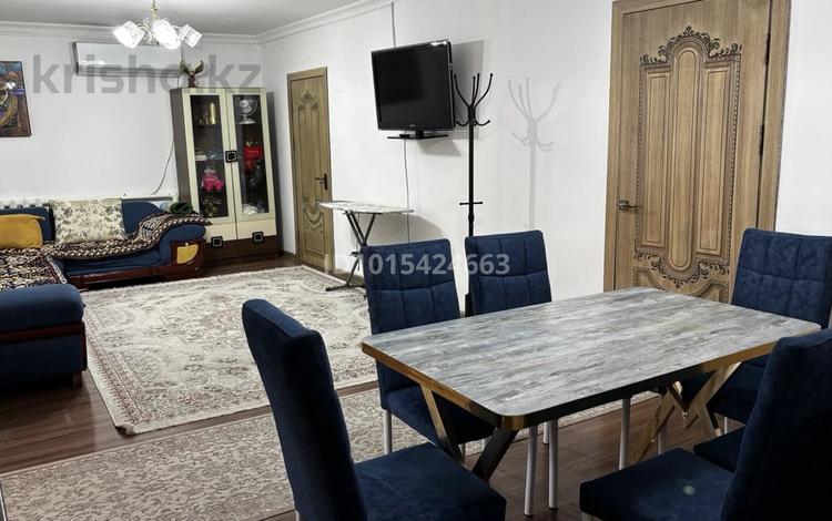 Дом · 5 комнат · 200 м², Қ. Жүнісбеков 29 — Ориентировочно находиться не далеко от Венеции, мавзолей Қ.А.Яссауи, МКТУ, Риксос за 25 000 ₸ в Туркестане — фото 2