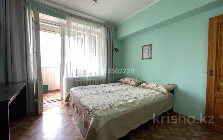2-бөлмелі пәтер · 50 м² · 5/5 қабат, Курмангазы — Ауезова - Курмангазы, бағасы: 320 000 ₸ в Алматы, Алмалинский р-н — фото 2