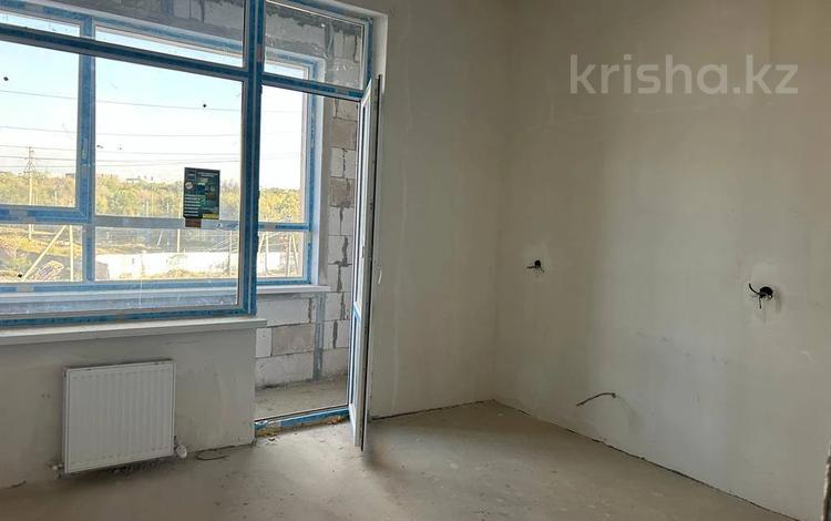 2-комнатная квартира, 70 м², 3/12 этаж, Сырым батыра за 31 млн 〒 в Шымкенте, Каратауский р-н — фото 2