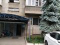 3-бөлмелі пәтер · 83 м² · 1/5 қабат, Наурызбай батыра 86, бағасы: 125 млн ₸ в Алматы, Алмалинский р-н — фото 3
