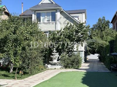 Отдельный дом · 6 комнат · 450 м², Айтеке би 81 — Ресторан Бонасера за 2 млн 〒 в Атырау