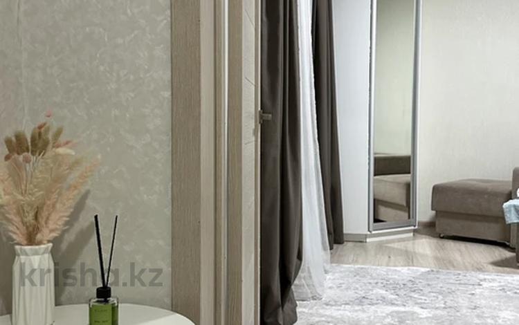 1-бөлмелі пәтер · 45 м² · 4/12 қабат, Каныша Сатпаева 55/7, бағасы: 13 000 ₸ в Усть-Каменогорске — фото 17