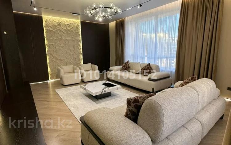 3-комнатная квартира · 115 м², Аль-Фараби 27 за 1.5 млн ₸ в Алматы, Медеуский р-н — фото 2