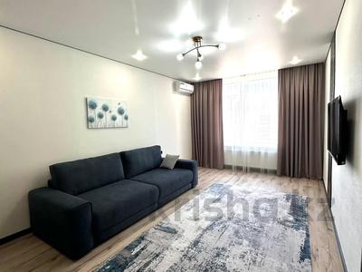 2-бөлмелі пәтер · 70 м² · 4/12 қабат, Мангилик Ел 49а, бағасы: 300 000 ₸ в Астане, Есильский р-н