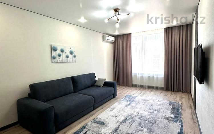 2-бөлмелі пәтер · 70 м² · 4/12 қабат, Мангилик Ел 49а, бағасы: 300 000 ₸ в Астане, Есильский р-н — фото 2