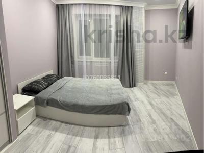 2-комнатная квартира · 42 м², мкр Нуршуак, Площадь Аль-Фараби, 9 / улица Жангельдина, 1 9 — Шымкент Плаза за 12 000 ₸ в Абайский р-н