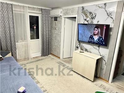 3-комнатная квартира · 48 м² · 4/5 этаж, Майкудук, 17й микрорайон за 12.7 млн ₸ в Караганде, Алихана Бокейханова р-н