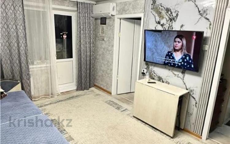 3-комнатная квартира · 48 м² · 4/5 этаж, Майкудук, 17й микрорайон за 12.7 млн ₸ в Караганде, Алихана Бокейханова р-н — фото 2