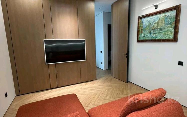 2-комнатная квартира · 55 м² · 8/9 этаж, 118 118 за 400 000 ₸ в Алматы, Бостандыкский р-н — фото 2