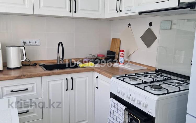 2-комнатная квартира · 45 м² · 4/4 этаж, Жарокова 97 — Жарокова Абая за 350 000 ₸ в Алматы, Алмалинский р-н — фото 2