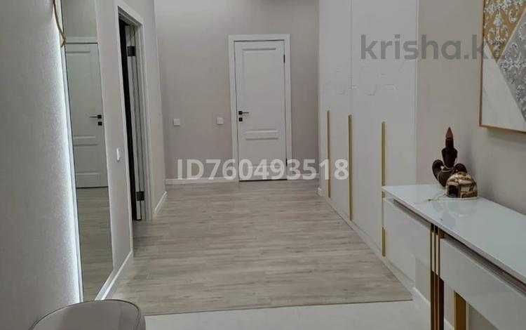 3-бөлмелі пәтер · 110 м² · 7/21 қабат, Кабанбай батыра 29, бағасы: 75 млн ₸ в Астане, Нура р-н — фото 9