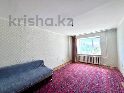 2-бөлмелі пәтер · 60 м² · 2/10 қабат, Жургенова 32 — Звоните по всем вопросам!, бағасы: 24.5 млн ₸ в Астане, Сарайшык р-н