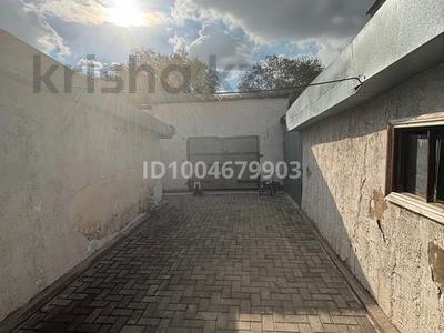 Отдельный дом · 4 комнаты · 80 м² · 6 сот., Майкудук, Технологическая 18а — Дворец Культуры за 21.7 млн 〒 в Караганде, Алихана Бокейханова р-н