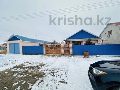 Жеке үй · 4 бөлме · 200 м² · 10 жүзд., Геолог -ш/а., Муката Мусаева 43, бағасы: 28 млн ₸ в Атырау, мкр Геолог