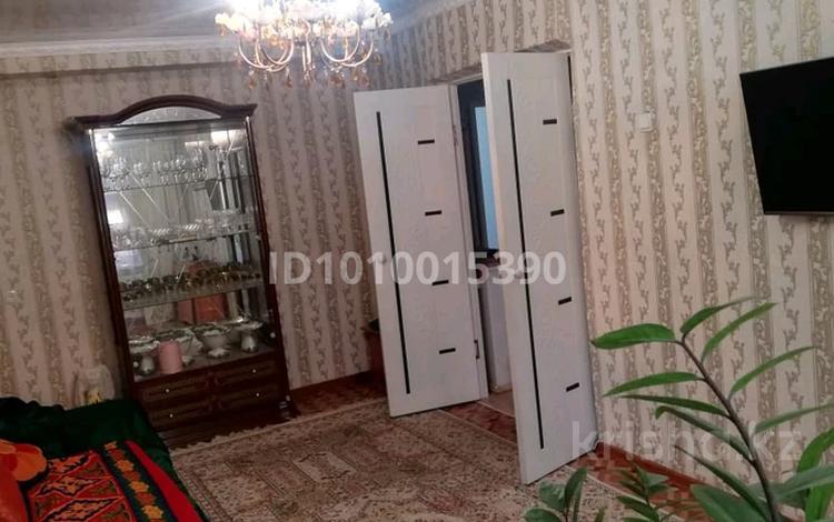 4-бөлмелі пәтер · 81 м² · 1/3 қабат, 18 мкр 13б — Рядом колледж,садик,супер маркеты,и школа, бағасы: 30 млн ₸ в Конаеве — фото 2