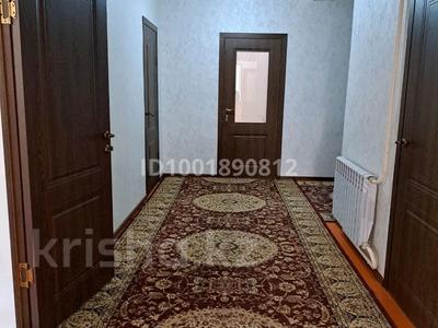 Отдельный дом · 6 комнат · 200 м² · 10 сот., Г.Мусрепов за 25 млн 〒 в Акбулак