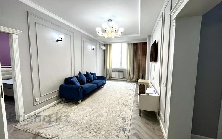 2-комнатная квартира · 80 м² · 3/12 этаж, Кунаева за 45 млн ₸ в Шымкенте, Аль-Фарабийский р-н — фото 3