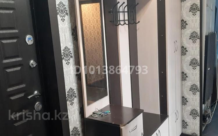 2-комнатная квартира · 54 м² · 1/9 этаж, 8 микрорайон — 4кольцо за 110 000 ₸ в Темиртау — фото 2