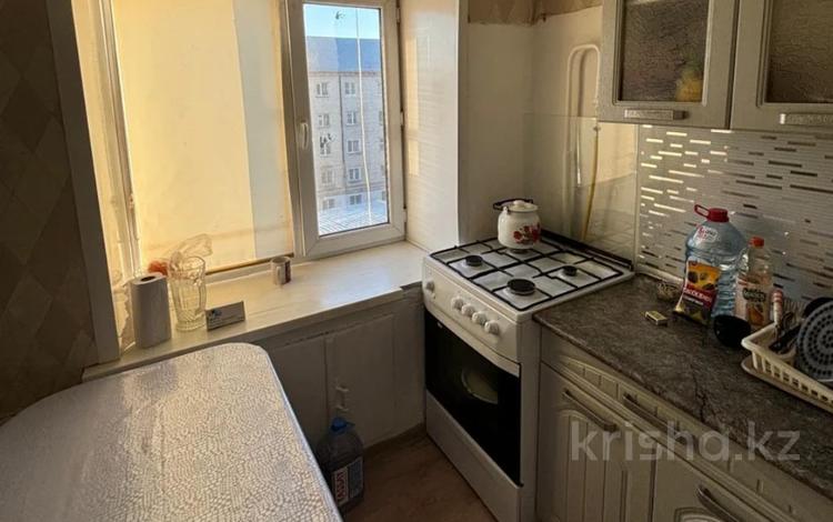 2-бөлмелі пәтер · 45 м² · 5/5 қабат, Аманжолова, бағасы: 10.7 млн ₸ в Уральске — фото 2