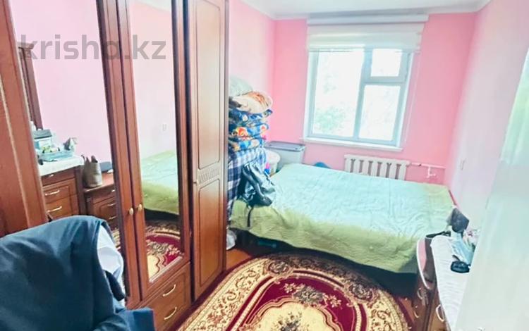 3-бөлмелі пәтер · 61.5 м² · 5/5 қабат, 4 ш/а, жданова 46/1, бағасы: 14 млн ₸ в Уральске, мкр 4 — фото 7