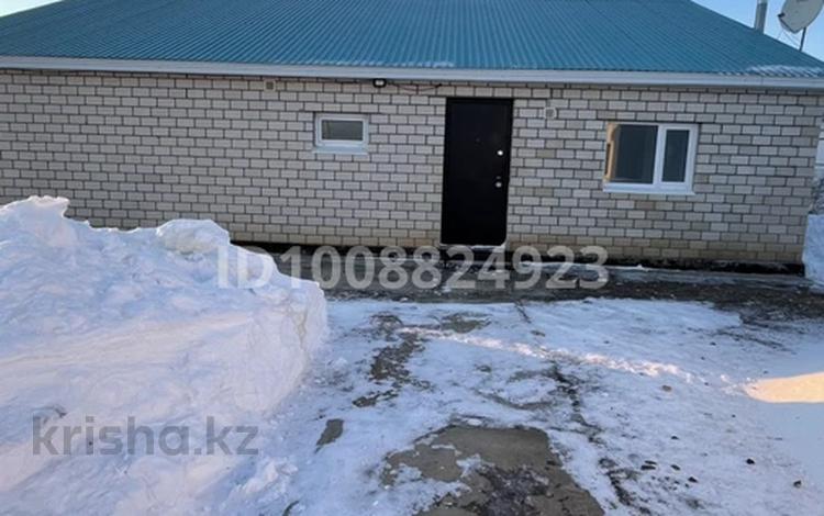 Отдельный дом · 4 комнаты · 169 м² · 25 сот., Қаратоғай ауылы Бейбітшілік 3 3 за 10.5 млн ₸ в Актобе — фото 2