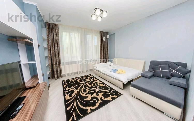 1-комнатная квартира · 50 м² · 8/12 этаж, Сарыарка 5 — Шевченко за 14 000 〒 в Астане, Сарыарка р-н — фото 2