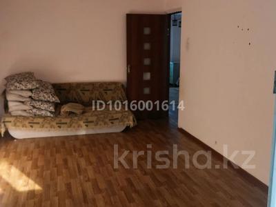 3-комнатная квартира · 60 м² · 3/5 этаж, мкр Салтанат 19 за 130 000 ₸ в Таразе