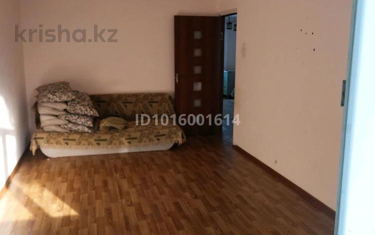 3-комнатная квартира · 60 м² · 3/5 этаж, мкр Салтанат 19 за 130 000 ₸ в Таразе — фото 2