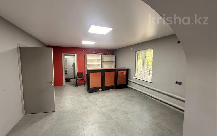 Магазины и бутики · 180 м² за 100 млн 〒 в Алматы, Алмалинский р-н — фото 2