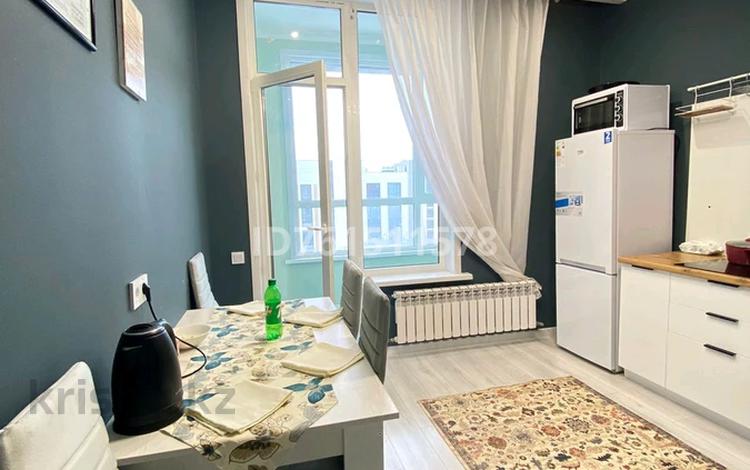 1-комнатная квартира · 39 м², Санжара Асфендиярова 8 за 15 000 ₸ в Астане, Есильский р-н — фото 2