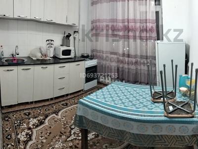 1-комнатная квартира, 43 м², 3/7 этаж помесячно, 18дом за 100 000 〒 в Талдыкоргане, мкр Коктем
