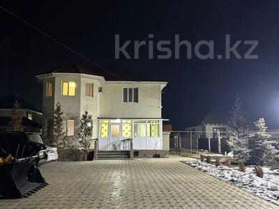 Жеке үй · 7 бөлме · 220 м² · 8 жүзд., Айганым 153, бағасы: ~ 60 млн ₸ в 