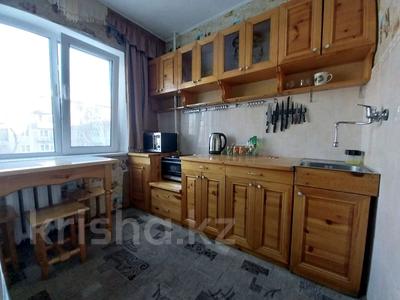 2-комнатная квартира · 45 м² · 3/5 этаж, Бурова 23 за 140 000 〒 в Усть-Каменогорске