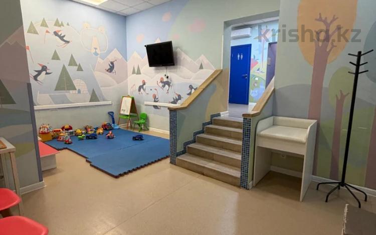 Еркін, кеңселер · 425 м², бағасы: 4.5 млн ₸ в Алматы, Бостандыкский р-н — фото 2