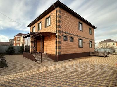 Отдельный дом · 5 комнат · 215 м² · 10 сот., Тайказан 18 за 80 млн 〒 в Актобе