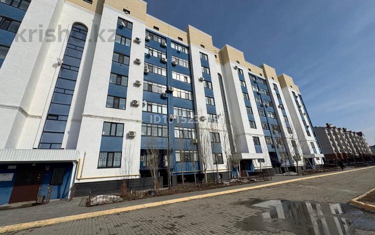 3-бөлмелі пәтер · 126 м² · 2/7 қабат, Алтын орда ш/а. 21в., бағасы: 57 млн ₸ в Актобе, мкр. Алтын орда — фото 13