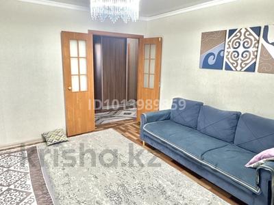 2-бөлмелі пәтер · 67.5 м² · 4/5 қабат, Улица Строителей 36 — За 2ой школой, бағасы: 15.5 млн ₸ в Аксу