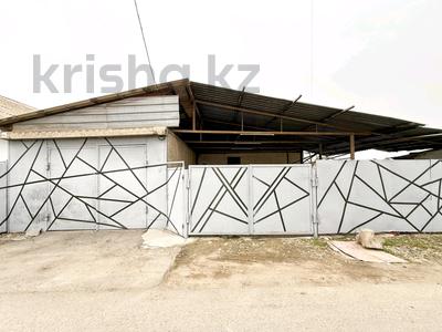 Отдельный дом · 6 комнат · 290 м² · 6 сот., Есетова 70 — Городская Поликлиника за 35.9 млн ₸ в Талдыкоргане