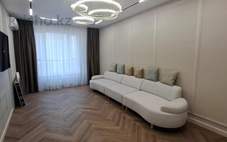 3-комнатная квартира · 102 м² · 11/12 этаж, Райымбека 162 A за 650 000 ₸ в Алматы, Алмалинский р-н — фото 2