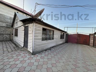 Отдельный дом · 2 комнаты · 55 м², мкр Теректы, Теректі ш/а.19 19 — Бестоғай 19 за 2.5 млн 〒 в Алматы, Алатауский р-н