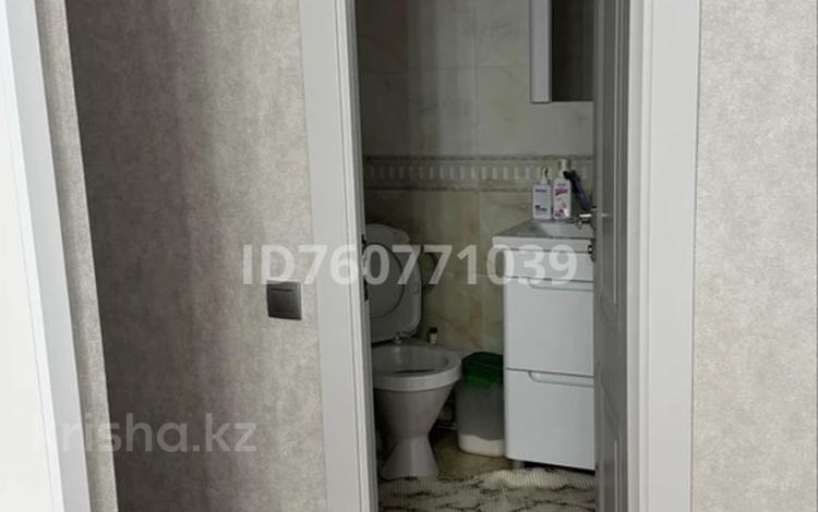 4-бөлмелі пәтер · 95 м² · 5 қабат, 27-й мкр 27 — Абди, бағасы: 24 млн ₸ в Актау — фото 2