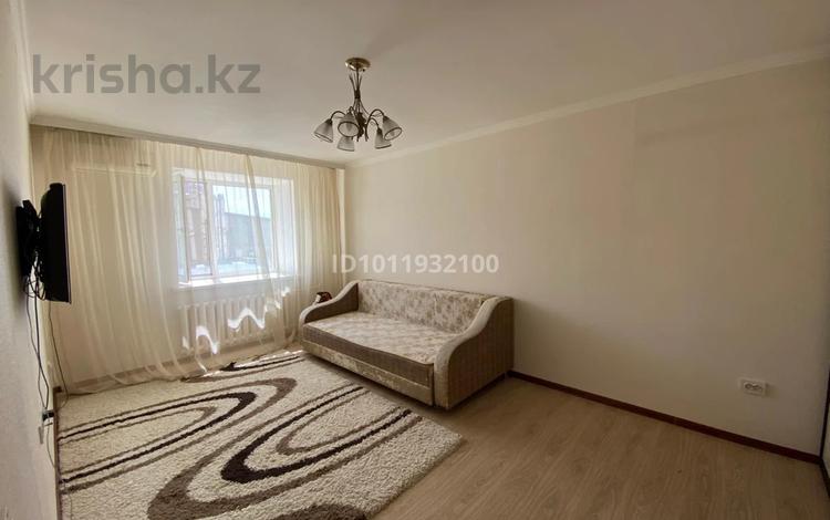1-комнатная квартира · 37 м² · 4/9 этаж, ул. Шаймердена Косшыгулулы 24/1 за 19 млн 〒 в Астане, Сарыарка р-н — фото 2