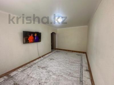 2-комнатная квартира · 45 м² · 1/5 этаж, мкр Аксай-2 за 29.5 млн ₸ в Алматы, Ауэзовский р-н