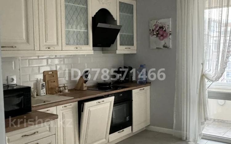 2-бөлмелі пәтер · 65 м² · 11/16 қабат, Розыбакиева 320, бағасы: 600 000 ₸ в Алматы, Бостандыкский р-н — фото 13