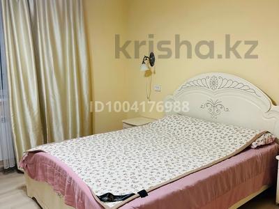 2-бөлмелі пәтер · 45 м² · 8/10 қабат, Мкр Аксай, Б. Момышулы 25 — Момышулы Маречека, бағасы: 3 000 〒 в Алматы, Ауэзовский р-н