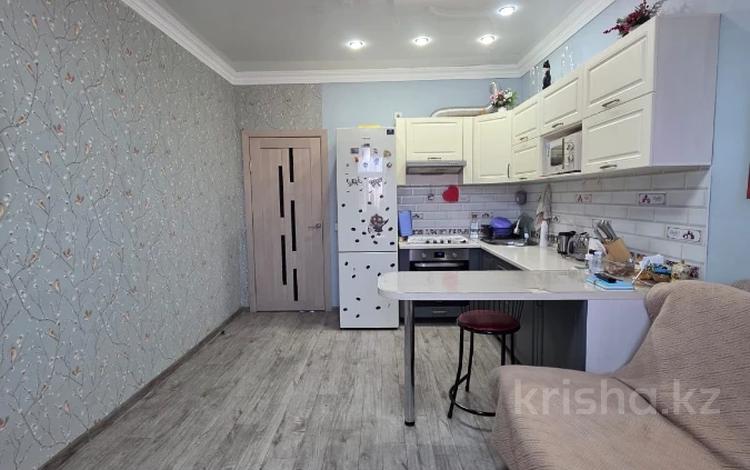 2-комнатная квартира · 46.5 м² · 3/3 этаж, Шакарима за 15.5 млн ₸ в Семее — фото 16