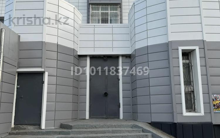 Свободное назначение, офисы, магазины и бутики, склады · 302.8 м² за 185.5 млн ₸ в  — фото 2