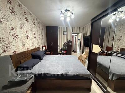 2-бөлмелі пәтер · 54 м² · 4/5 қабат, 16-й микрорайон, 16-й микрорайон, бағасы: 18.9 млн ₸ в Шымкенте, Аль-Фарабийский р-н